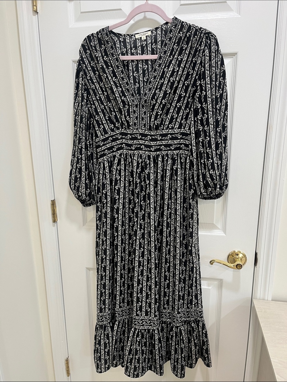 Black & White Floral V-Neck Midi Dress